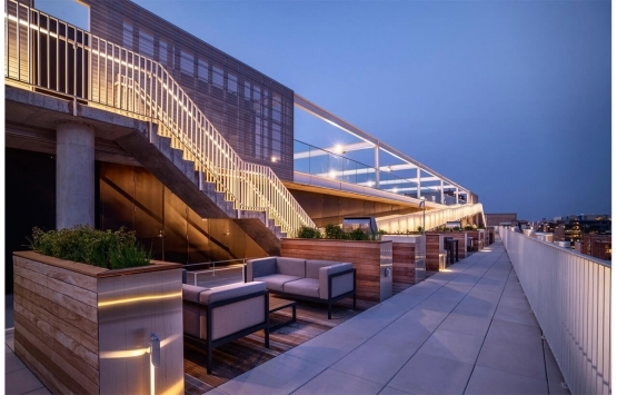 Kamala Harris’in evine iş insanı Muhsin Bayrak tan rekor teklif! 