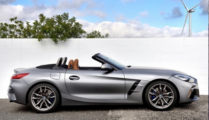 Açık tavanlı otomobil BMW Z4 Roadster bayilerde! 
