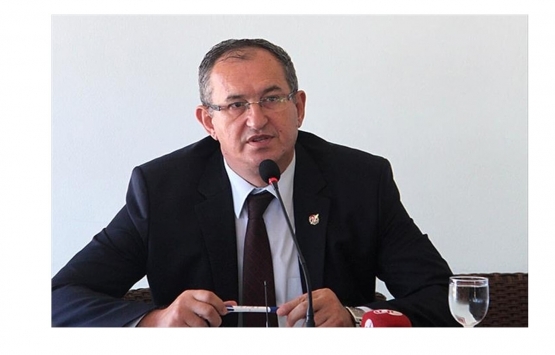 İzmir Kordon da boş dükkan bulunmazdı: Şimdi camlar kiralık, satılık ilanları ile kaplanmış!