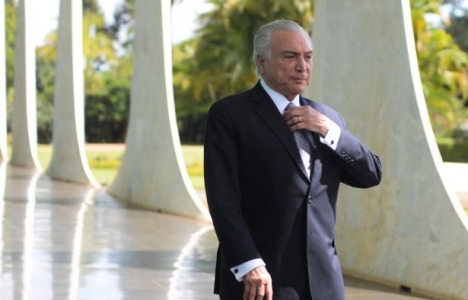 Brezilya Başkanı Michel Temer resmi saraydan taşındı!