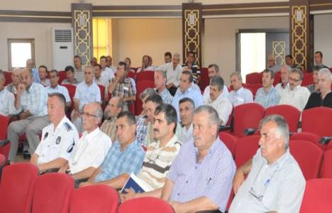  İnegöl Belediyesi kaçak yapılaşmaya karşı muhtarları bilgilendirdi!