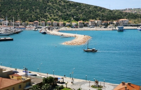 Çeşme' de 2 milyon 400 bin TL' ye satılık arsa!