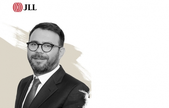 Dora Şahintürk kimdir?