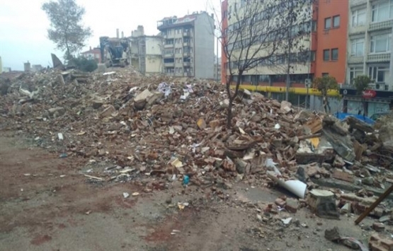 Bandırma Eski Çocuk Sarayı'nın yerine otopark yapıldı!