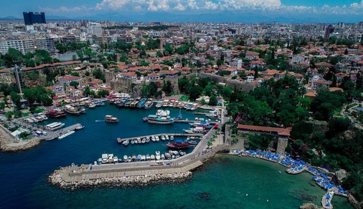 Rusların akın ettiği Antalya'da konut sektörü resmen durdu! 