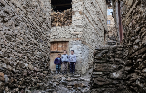 Bitlis Hizan ın ilginç taş evleri!
