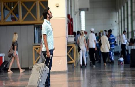 Yerli turist tatile seçim molası verdi!