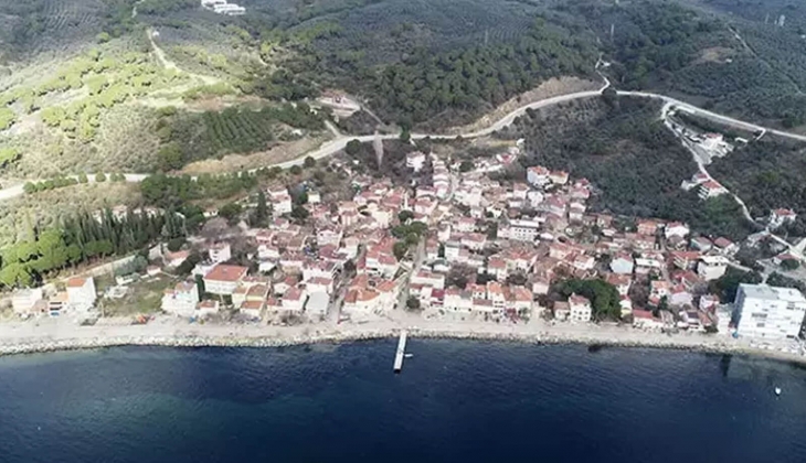 Kıyı Kanunu'nda kıyı kenar çizgisinden itibaren 100 metrelik sahil şeridine konut yapılamaz deniyor ama uygulama yok!