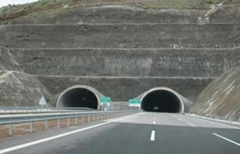 İkizdere'de tünel inşaatında göçük:1 ölü, 3 yaralı