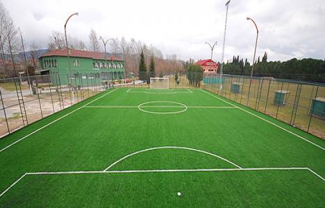 Türkiye'de bu yıl 267 sentetik saha yapılacak!