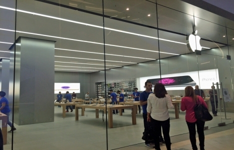 Apple Storeun kaç mağazası var