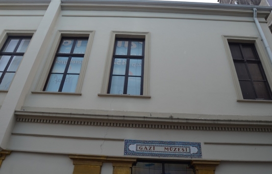 Samsun da AVM inşaatı müzeyi çatlattı!