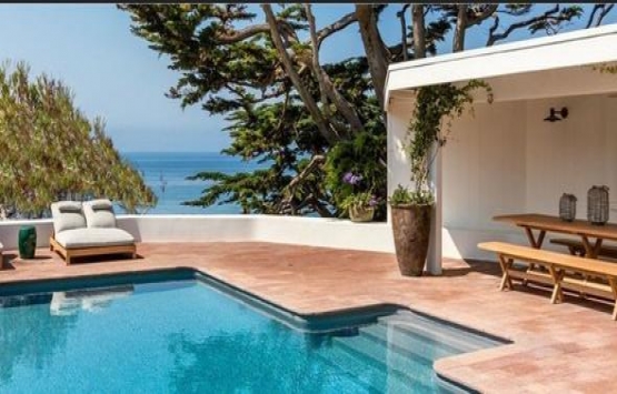 Cindy Crawford Malibu’daki evini 45 milyon dolara sattı!