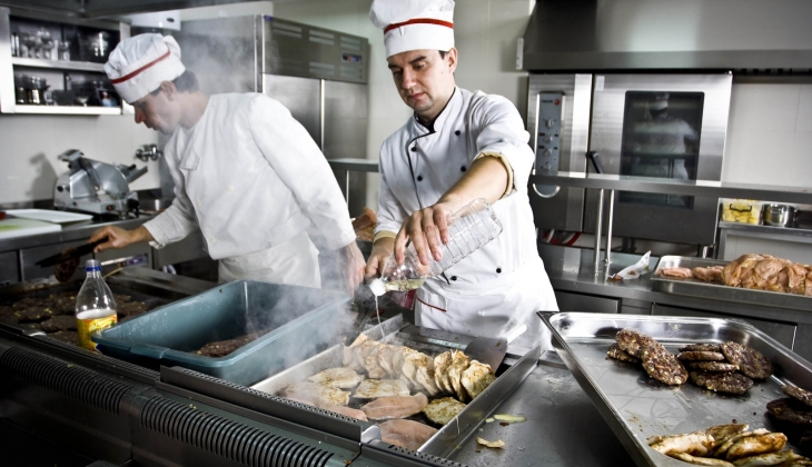 MEB KPSS şartı aranmadan Aşçı Yardımcısı alımı ilanı yayınladı!