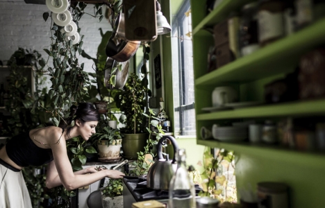 Summer Rayne Oakes, 110 metrekarelik evini ormana çevirdi!