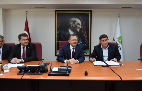 Balıkesir Çamlık Tepesi ve Hilal Camii için imzalar atıldı!