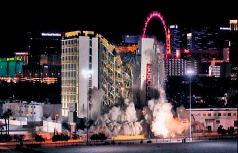 Emektar casino yıkıma direndi!