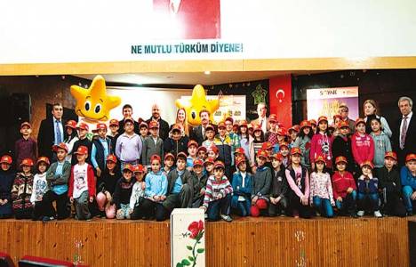 'Yeşil bina'yı öğrenen çocuk TV'yi kapatıyor!