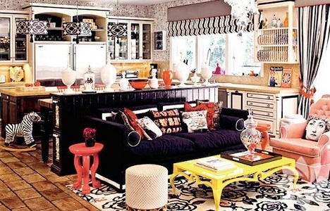 İşte Hollywood yıldızlarının renkli yuvaları!