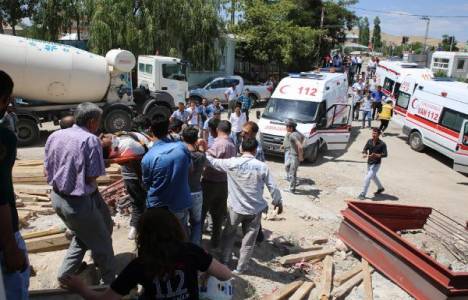 Van Erciş yeni belediye hizmet binası inşaatında göçük!
