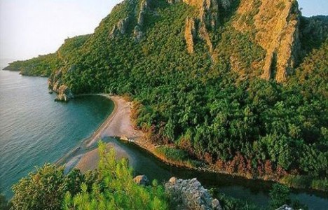 Antalya'da HES karşıtı eylem gerçekleştirildi!