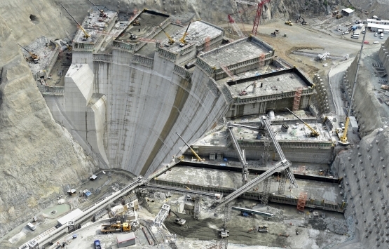 Yusufeli Barajı 100 katlı gökdelen yüksekliğine ulaşacak!