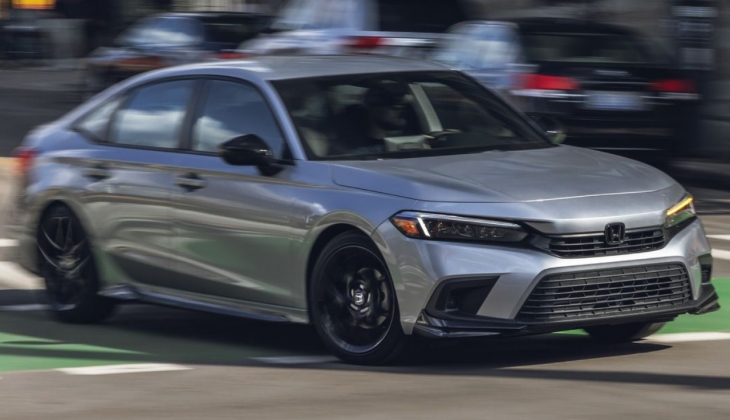 Honda Civic almak isteyenlere güzel haber! Civic modelinin fiyatı bu ay aynı kaldı!