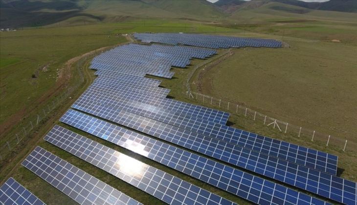 Mercedes-Benz’den Aksaray’a GES yatırımı! Toplam 22 bin 120 adet ağaç dikimine eş değer yarar sağlanacak!