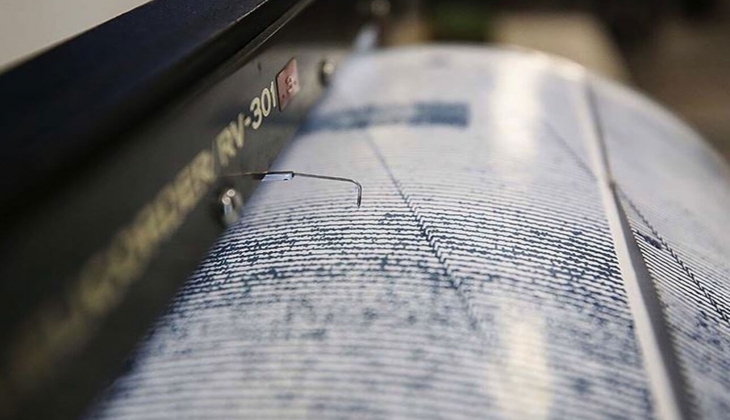 Naci Görür den kritik deprem uyarısı! Depremler bu hatta doğru ilerliyor!