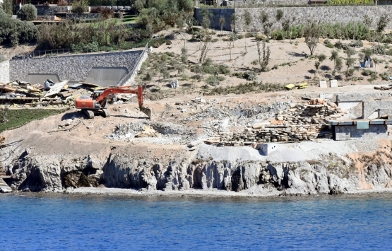 Bodrum daki imara aykırı yapıların yıkımı devam ediyor!