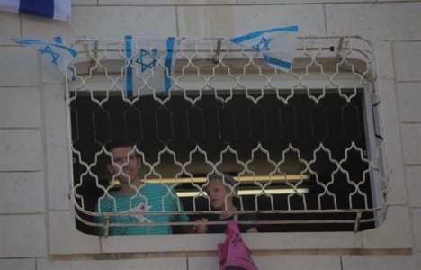 Batı Şeria da Filistinliler in evlerine el konuldu!