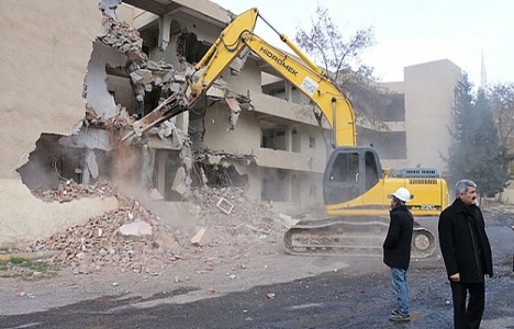 Şanlıurfa 300 Konutlar yıkılıyor!