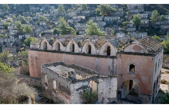 Fethiye Kayaköy de sit alanında kaçak inşaat yapılıyor iddiası!