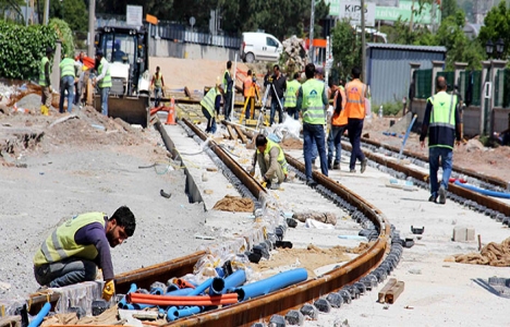 Kocaeli Akçaray’da 600 metre ray döşendi!