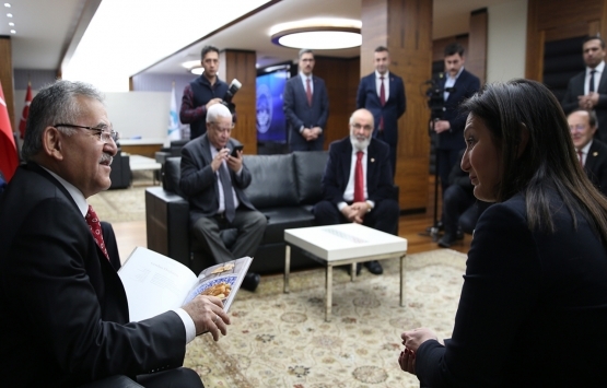 Kayseri Büyükşehir Gazeteciler Cemiyeti Basın Evi açıldı!