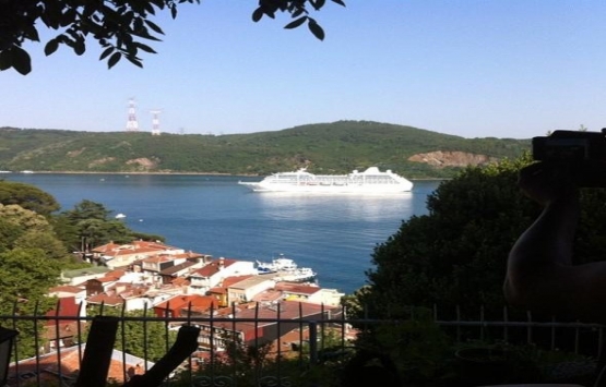 Şehrazat, Zekeriyaköy deki villasında bu manzaraya uyanıyor!