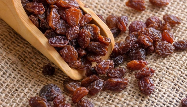 TARİŞ, çekirdeksiz kuru üzüm alım avans fiyatlarında güncellemeye gitti