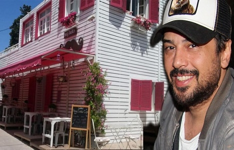 Emre Altuğ, Bay Soko Otel'in ortaklığından ayrıldı!