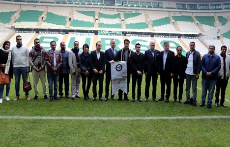 Arap iş adamları, Bursaspor'un stadını ziyaret etti!
