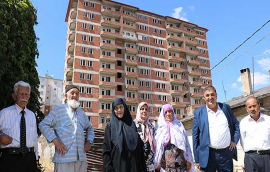 Sivas’ta 180 kişi ev sahibi olma umuduyla dolandırıldı!