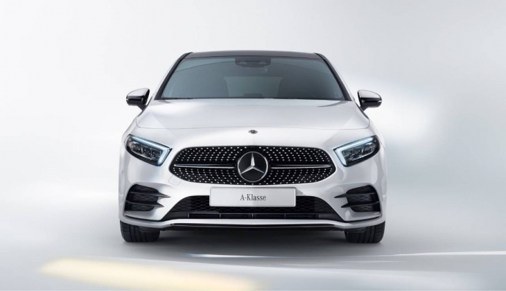 Mercedes-Benz’den inanılmaz fiyat! A Serisi kaç lira oldu? Mercedes-Benz A Serisi nin 16 Eylül 2022 fiyat listesi...