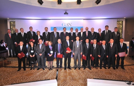 Akçansa, genç istihdamına verdiği desteği küresel boyuta taşıdı!