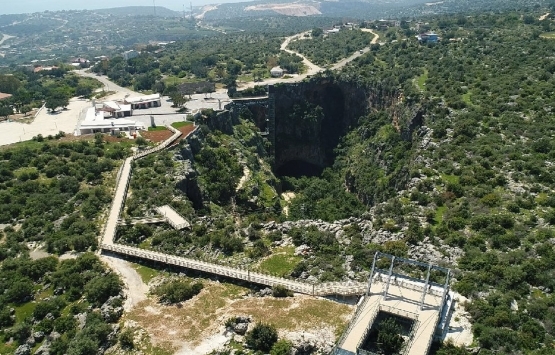 Cennet-Cehennem mağaralarına yapılan asansör ve seyir terasına tepki!