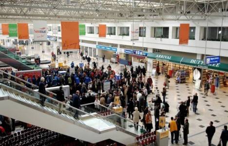 Antalya Havalimanı 169 bin 122 yolcuyla rekor kırdı!