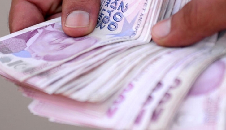 Nakit ihtiyacı olanlar için QNB Finansbank ve Denizbank kolları sıvadı! 5 dakikada paranıza kavuşun!