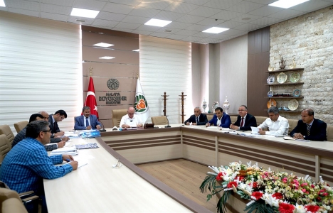 Malatya Büyükşehir 17 parsel sattı!