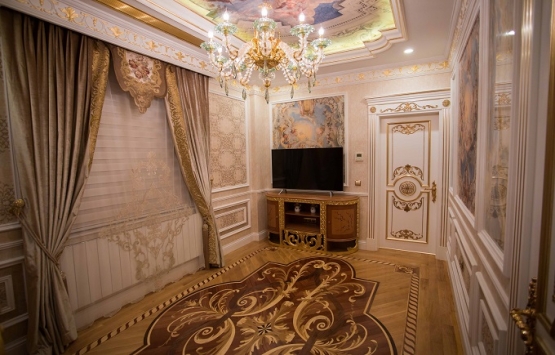 Dubai Emiri nin Darıca daki gözkamaştıran altın kaplama malikanesi!