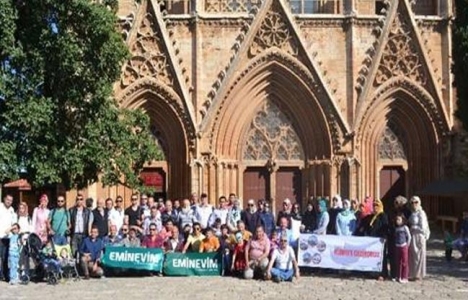 Eminevim müşterilerini Kıbrıs'a götürdü!