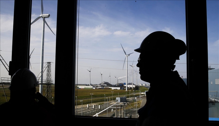 Rusya gazına bel bağlayan Avrupa, bir bir fabrikaları kapatıyor!