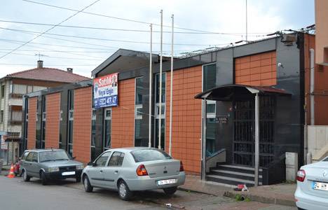 Ümraniye de 3 milyon 250 bin liraya 3 katlı işyeri!